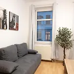 Top-Apartment in Leipzig-Gohlis-Süd - King-Size-Bett, Schreibtisch, sehr schnelles Internet&Netflix