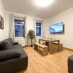 Top-Apartment in Leipzig-Gohlis-Süd - King-Size-Bett, Schreibtisch, sehr schnelles Internet&Netflix