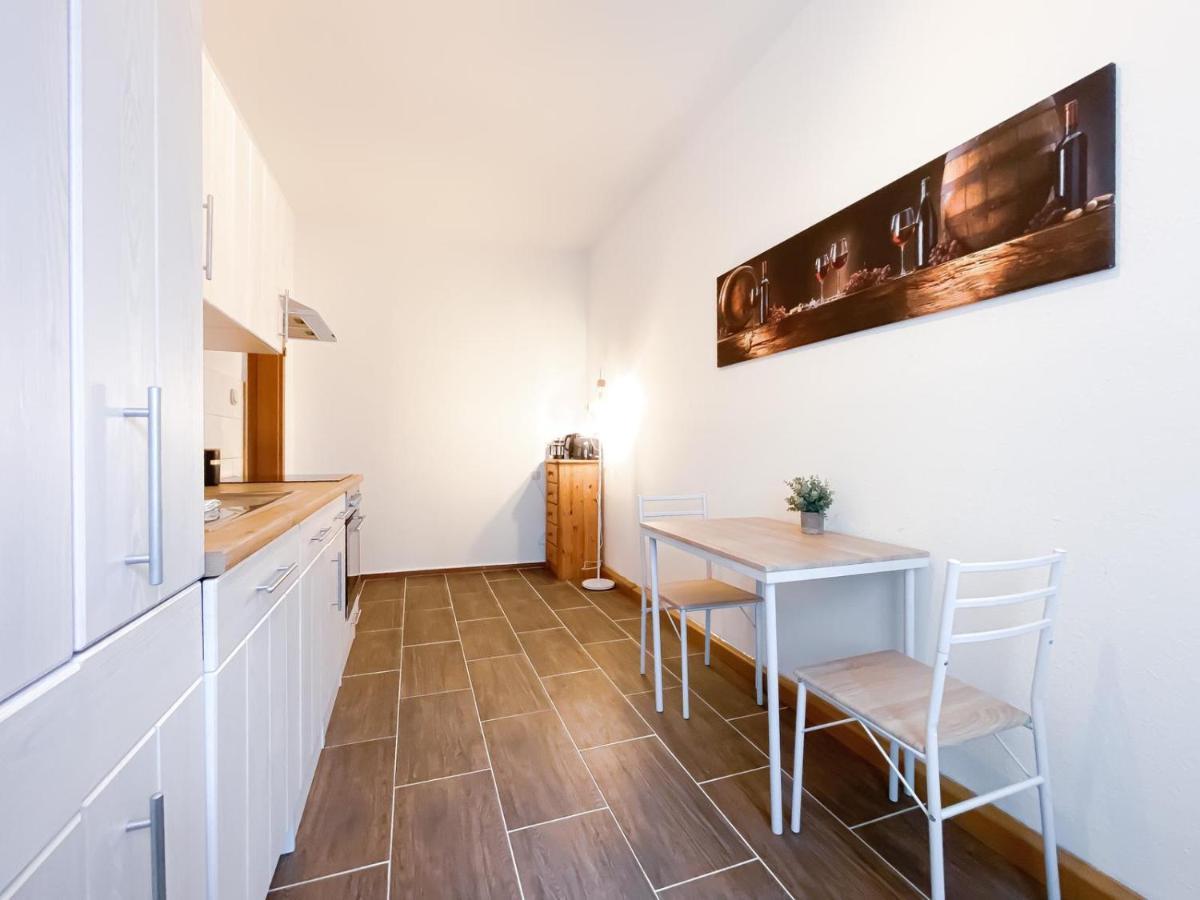 Apartment Top-apartment In Leipzig-gohlis-süd - King-size-bett, Schreibtisch, Sehr Schnelles Internet&netflix